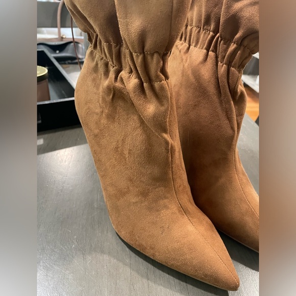 Express Camel color Bootie - Picture 5 of 8